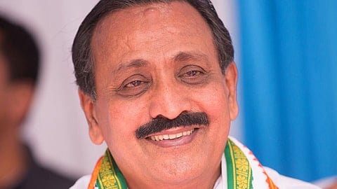 Tug of war for the Chief Minister's chair: MK Raghavan challenges the leaders