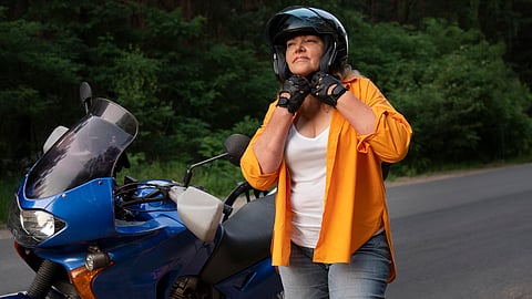 ISI mark mandatory for helmets