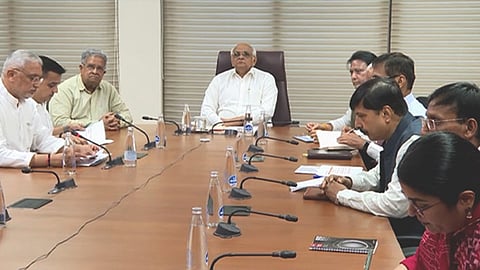 All 16 ministers in Gujarat submit resignations