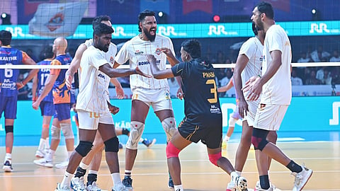 Prime Volleyball League: Ahmedabad Defenders surge to first defeat for Mumbai Meteors