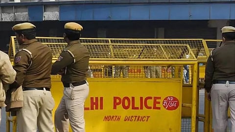 
A young man collapsed and died during the Delhi Police physical fitness test.