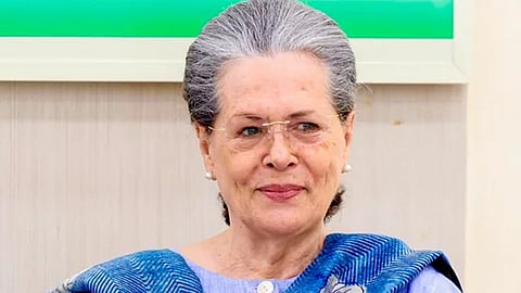 congress leader sonia gandhi hospitalised