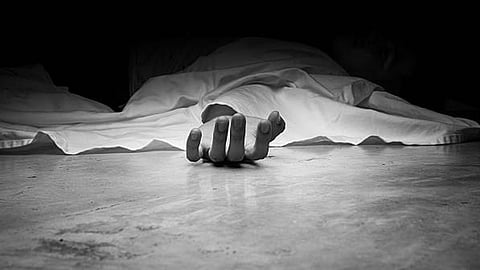 unidentified dead body found near neriamangalam bridge