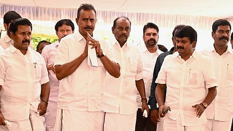 aiadmk mlas faction supports tvk government