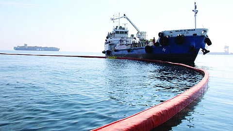 Fuel spill from UAE oil tanker off Oman coast