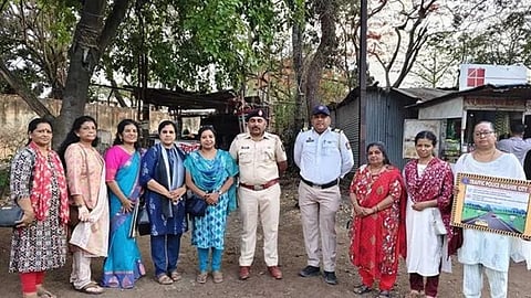 Traffic awareness program organized under the leadership of Kerala Mahila Samiti