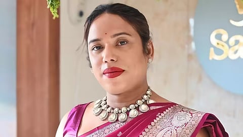 celebrity makeup artist janmoni das reacted to trolls