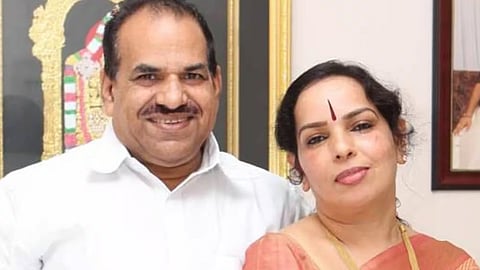 kodiyeri balakrishnan wife vinodini against cpm leadership