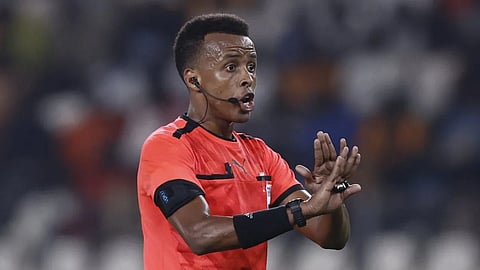Somali referee Omar Abdulkadir Artan sent off