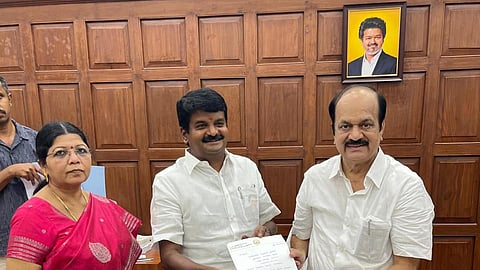c vijayabaskar resigns as aiadmk mla 