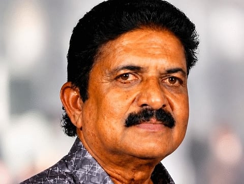 Gang of thieves kills Malayali