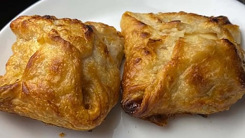 make egg puffs at home; no need of oven, easy tips