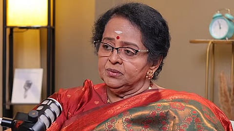 mallika sukumaran resigned from amma association