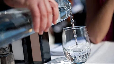 
Hotels should provide free drinking water
