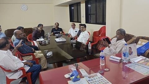 A discussion on the re-reading of Khasakkinte Ithihasam was organized.