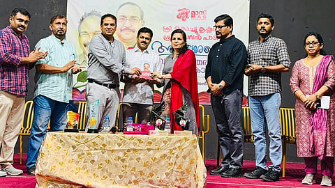 Tribute Book Release: Paadi Oru Sneha Sparsham