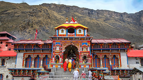badrinath temple donation scam updates