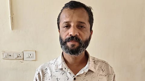 Attempt to attack youtuber rajan Joseph by stopping police vehicle; Case filed against 20 people