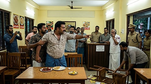 Hotel Owner Beaten up in vadakkanchery