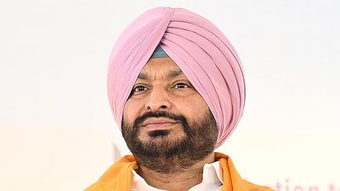 Minister of State for Railways Ravneet Singh Bittu resigns