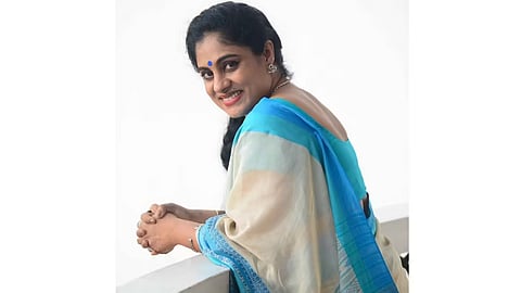 amma actress asha aravind steps down from executive post 