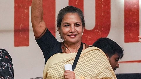 shabana azmi diagnosed with swine flu after delhi protest 