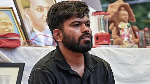 RTI activist demands investigation into how father found money to send Abhijeet Dipke abroad