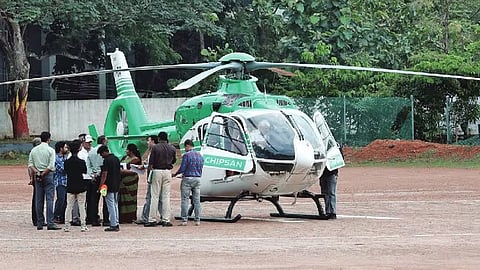 ഹെലികോപ്റ്റർ ഉപയോഗിച്ചത് ആരെ കാണാനെന്നു പറയില്ല: മുഖ്യമന്ത്രി