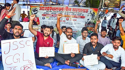 protest over jpsc exam irregularities enters 12th day in jharkhand