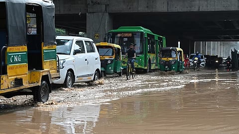 Heavy rain continues in Delhi; IMD issues 'orange alert'
