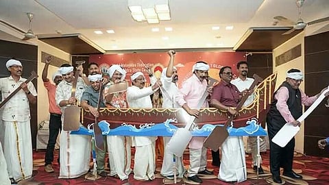 
The World Malayali Federation Maharashtra State Council organized Onam celebrations.