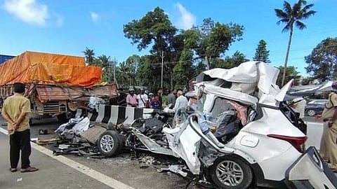 kaipamangalam road accident editorial
