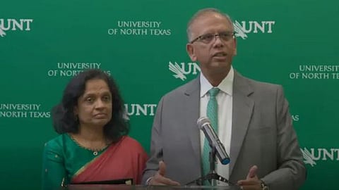 Anuradha, Vikas Sinha