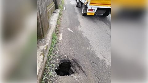 Neriamangalam bridge pothole
