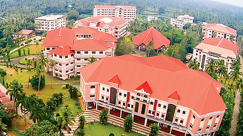 സിൽവർ ജൂബിലി വർഷത്തിൽ വൻകിട പദ്ധതികളുമായി സഹൃദയ