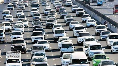 Severe traffic congestion on Dubai roads; KHDA grants permission to change school timings.
