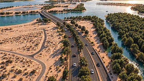 Abu dhabi mid island parkway project
