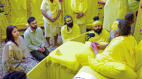 Virat Kohli and Anushka Sharma visiting Premanand Maharaj (File photo)