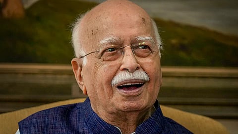 l.k. advani admitted to Delhi's Apollo hospital