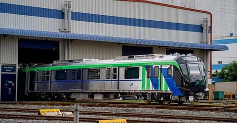Driverless trains on Metro Line 4 in Mumbai