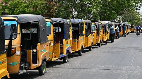 Auto drivers welcome fare hike after 13 years, urge TN govt to regulate free bus scheme 