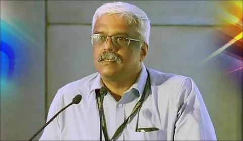 Sivasankar gave 'active support' to generate bribe