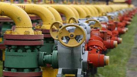 Cabinet to consider price caps on gas to stave off rates rising to USD 10.7 per mmBtu