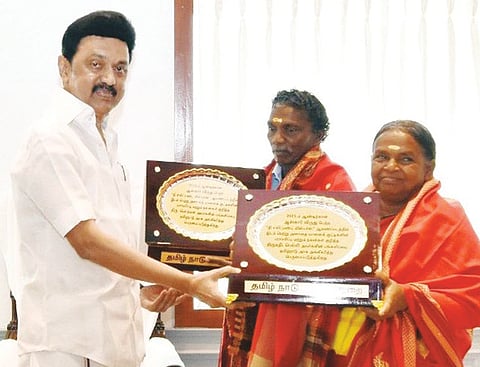 Oscar: Stalin honours elephant caretakers Belli and Bomman