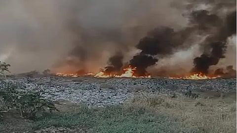 Fire force personnel, Navy, others continue battling fire, smoke from Brahmapuram waste plant in Kochi