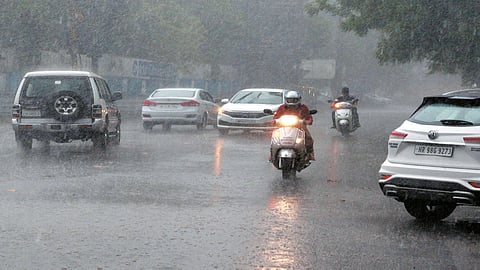 Unseasonal rain continues