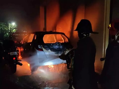 Fire in Thane commercial complex brought under control after 10 hrs; offices, vehicles charred 