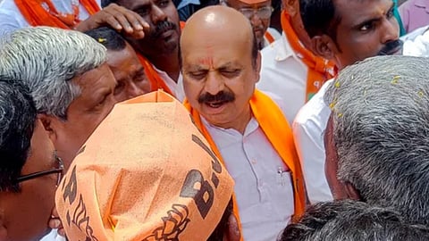 Exit polls give jitters to Cong, BJP leaders; JD(S) expects hung verdict, eyes role in govt formation