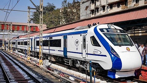 Miscreants pelt stones at Vande Bharat Express in Kerala's Kannur, second such incident in state