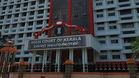 Ker HC seeks govt stand on PIL seeking Rs 1 cr compensation to family of doctor killed in taluk hospital 